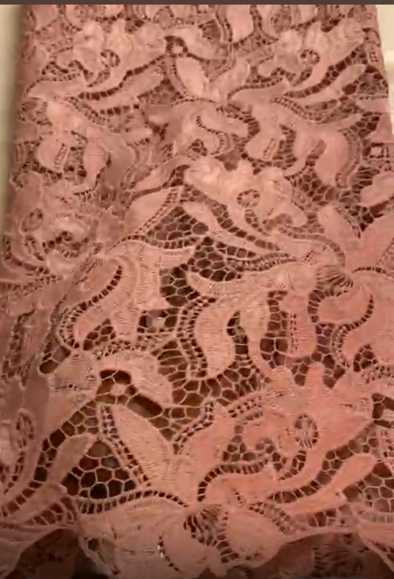 Tissus guipure coton 