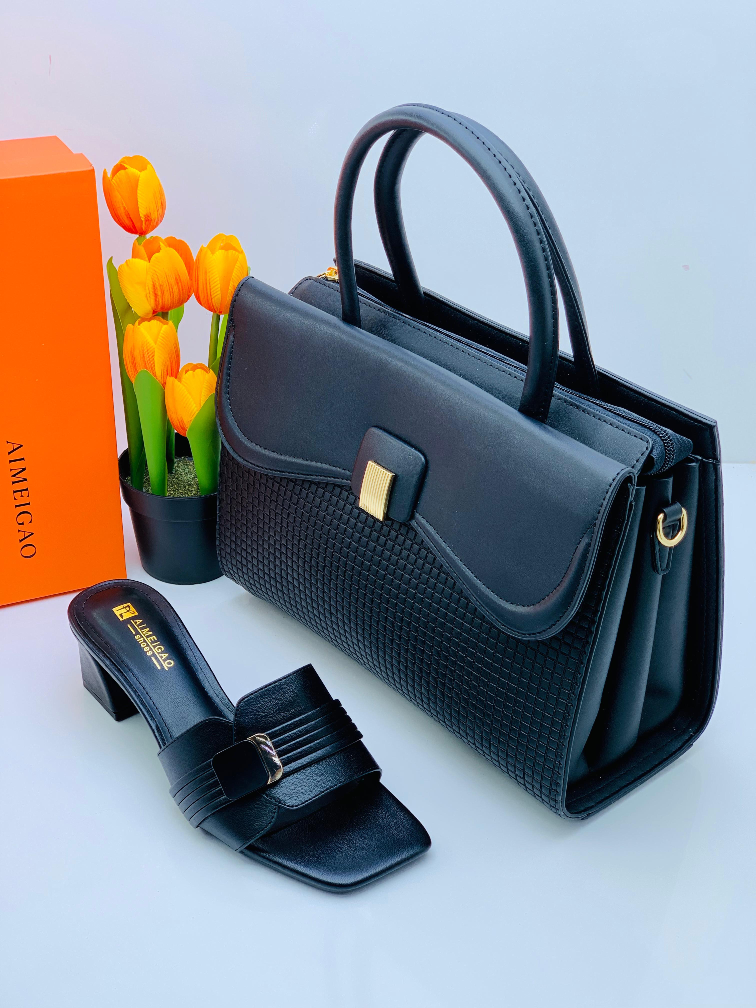 Ensemble sac a main dame et babouche à talon 