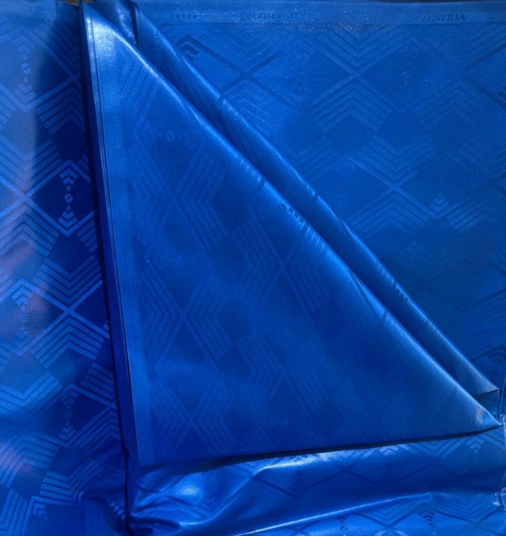 Getzner  bleu Bic le mêtre