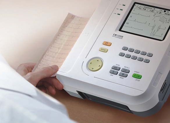 ELECTROCARDIOGRAPHE 12 CANAUX