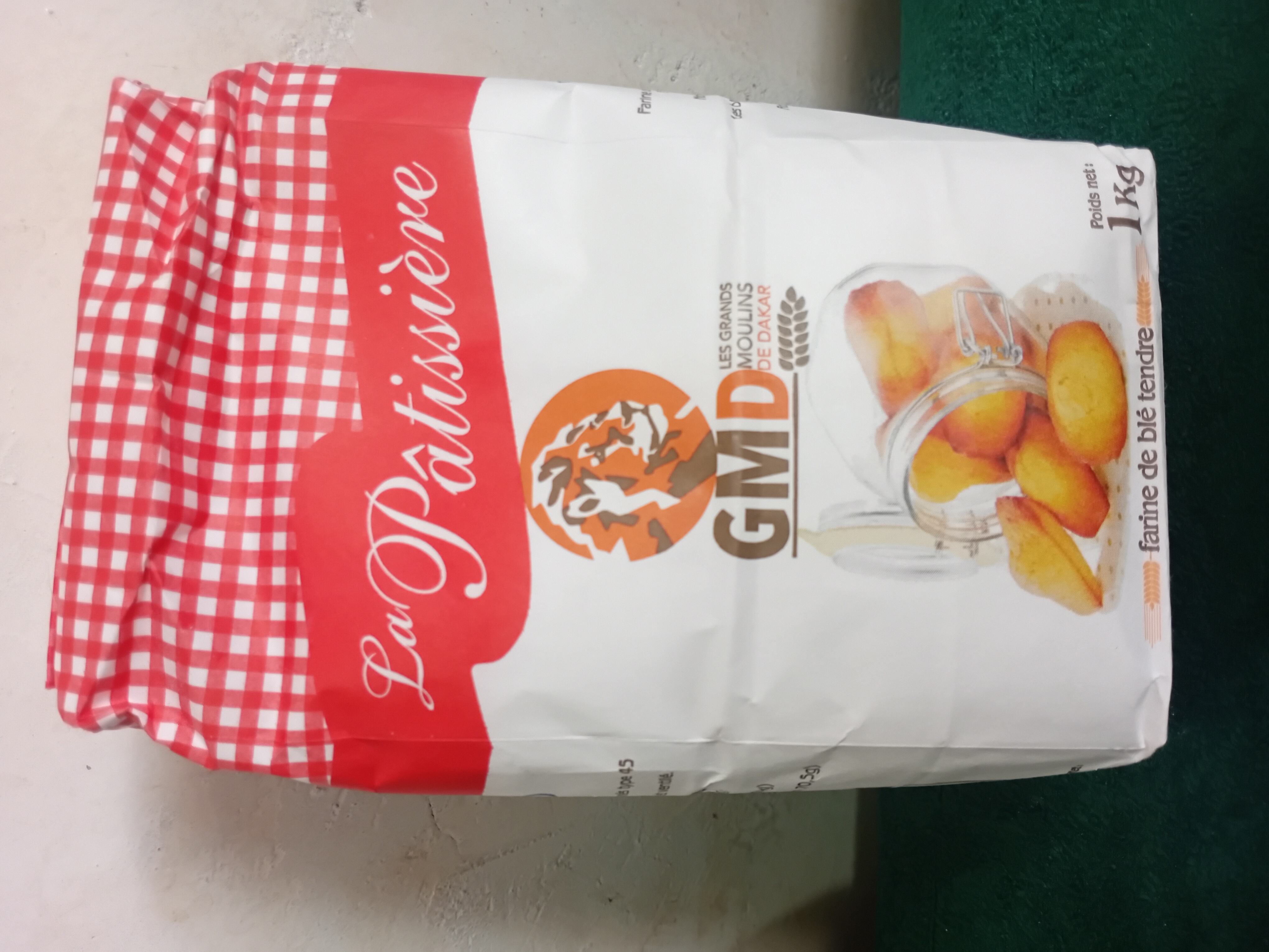 Farine ( La pâtissiere)