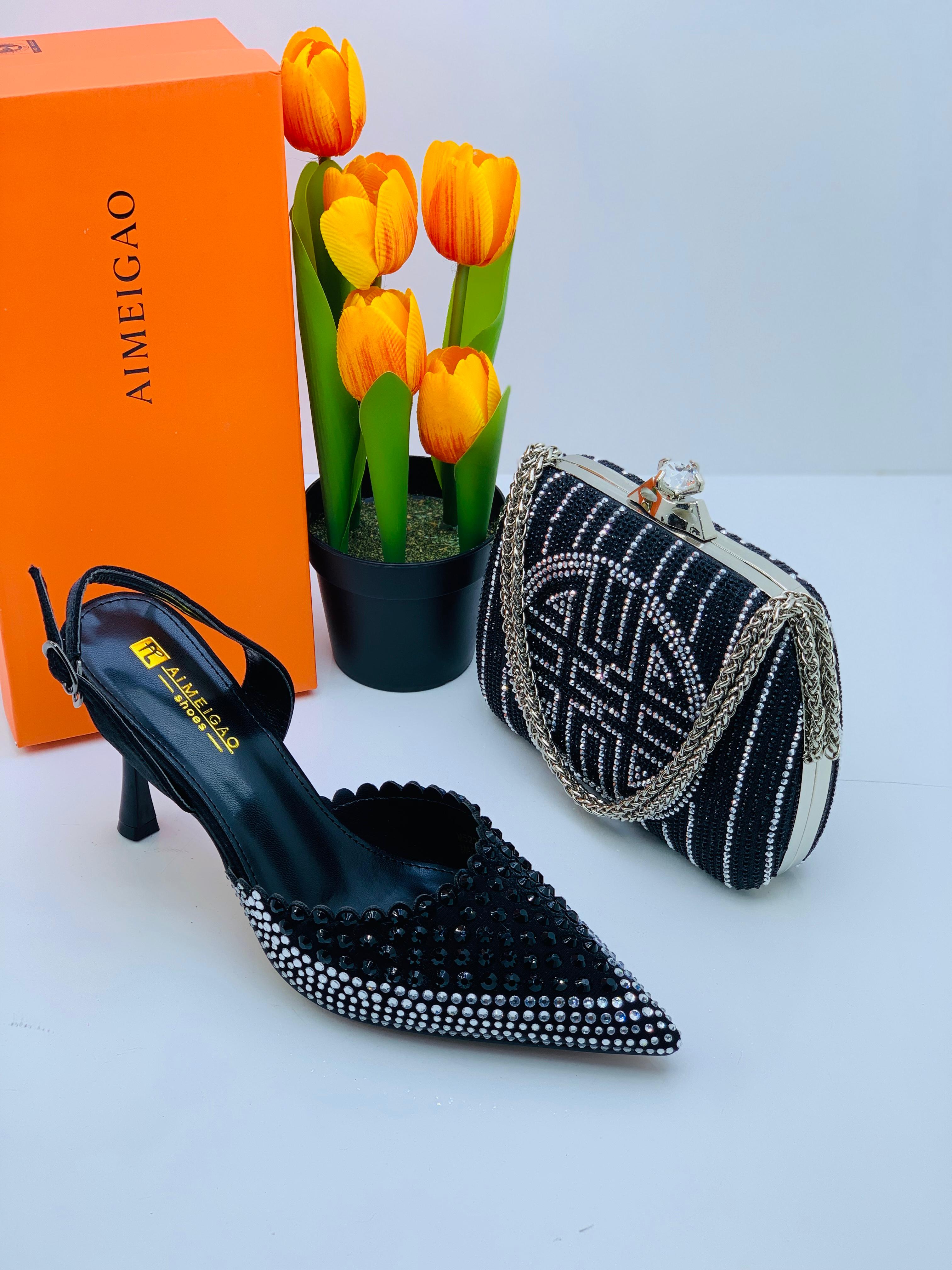 Ensemble sac a main dame et babouche à talon 