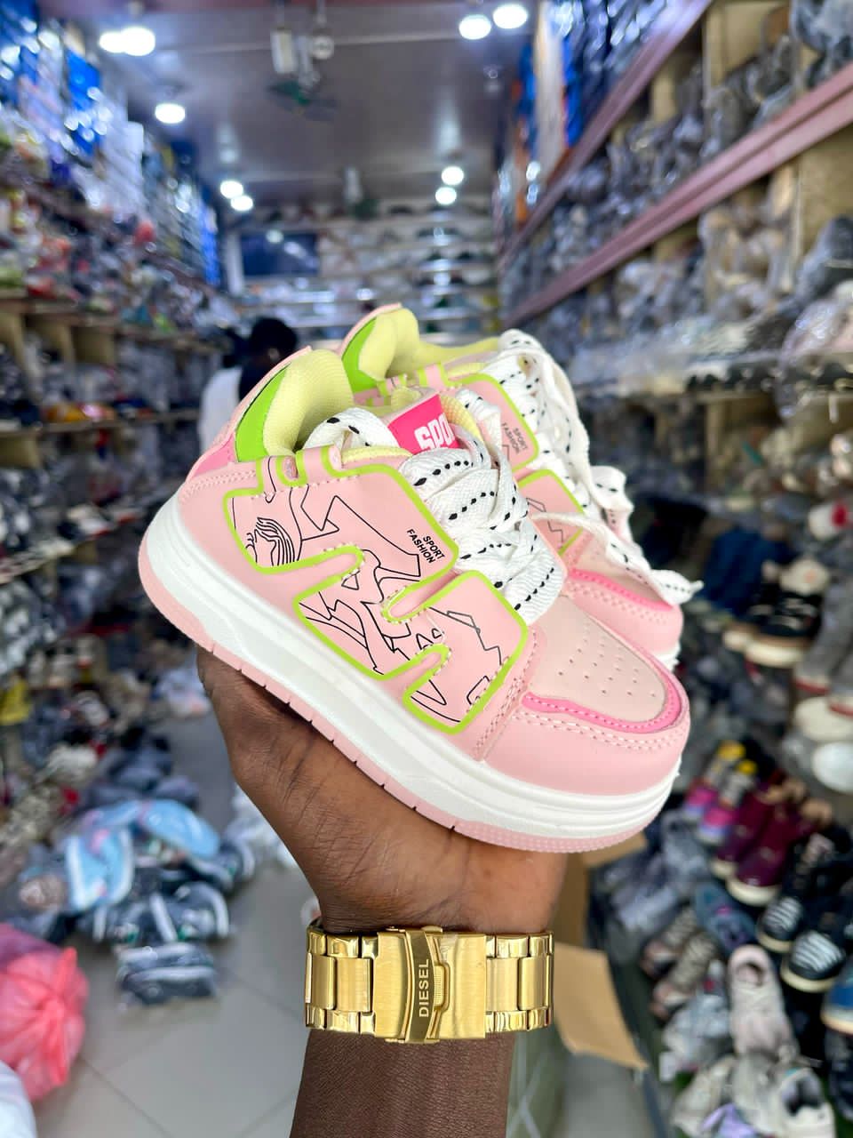 chaussures pour enfant  