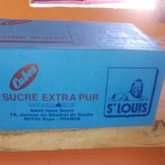 Suicre en cube St. Louis