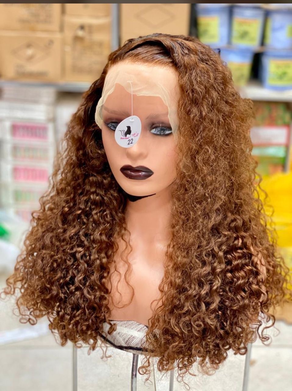 Perruque frisés piano 