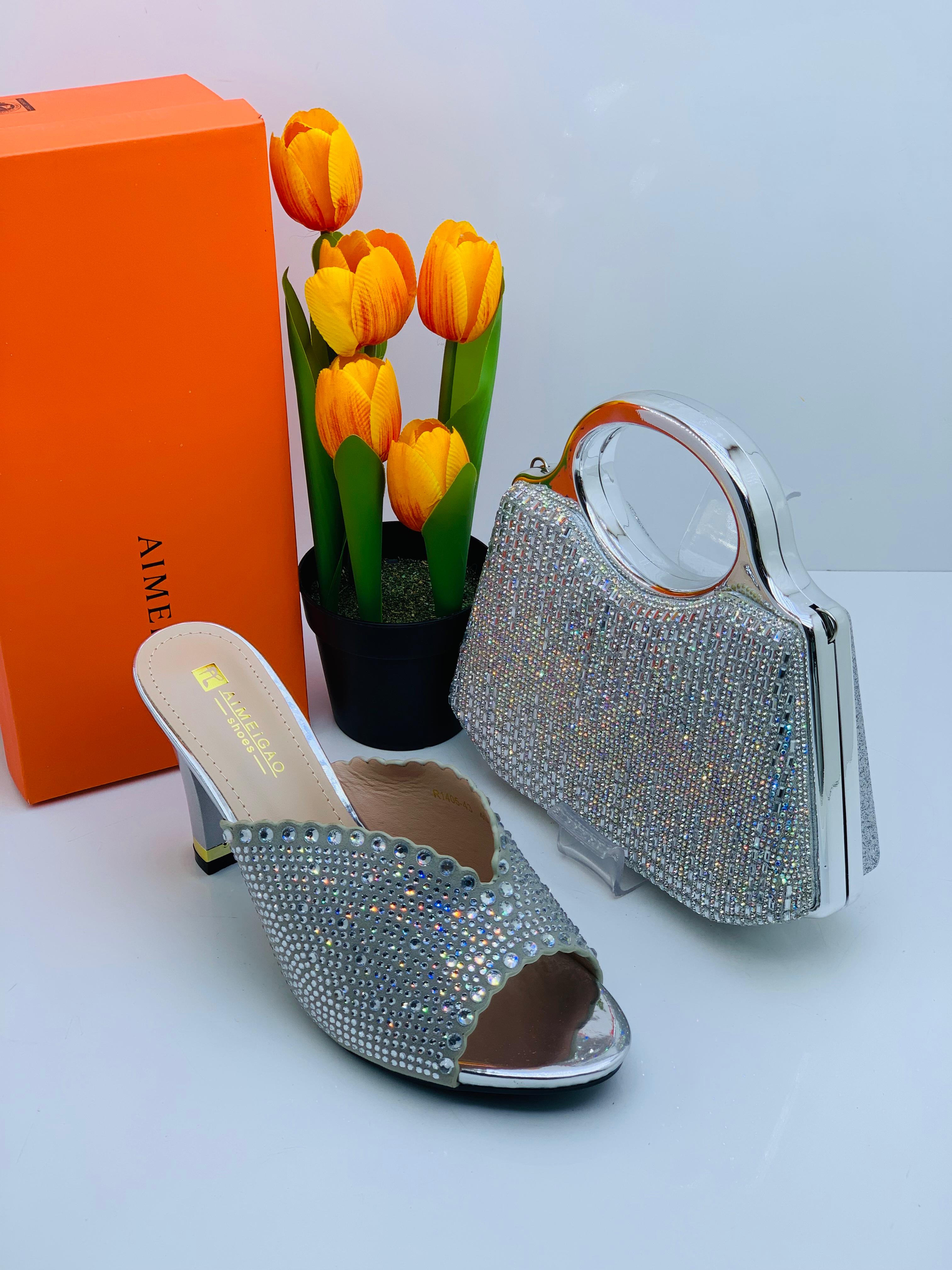 Ensemble sac a main dame et babouche à talon 