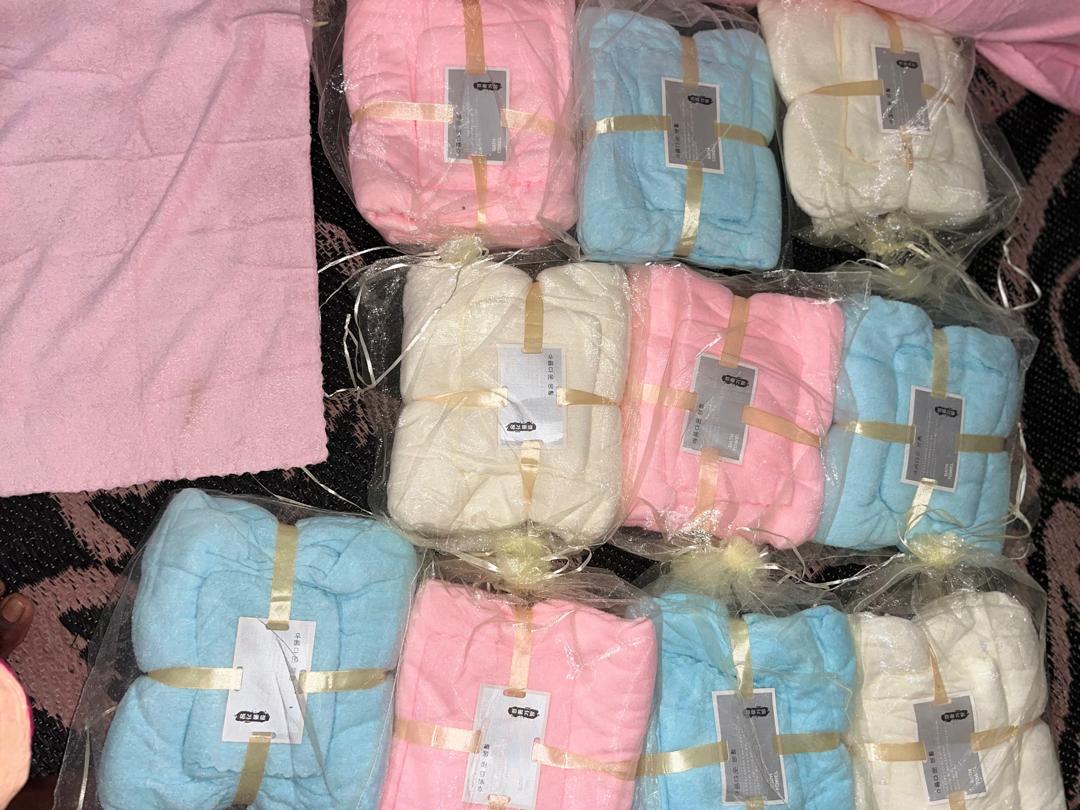 Double serviettes bébé ou salle de bain 