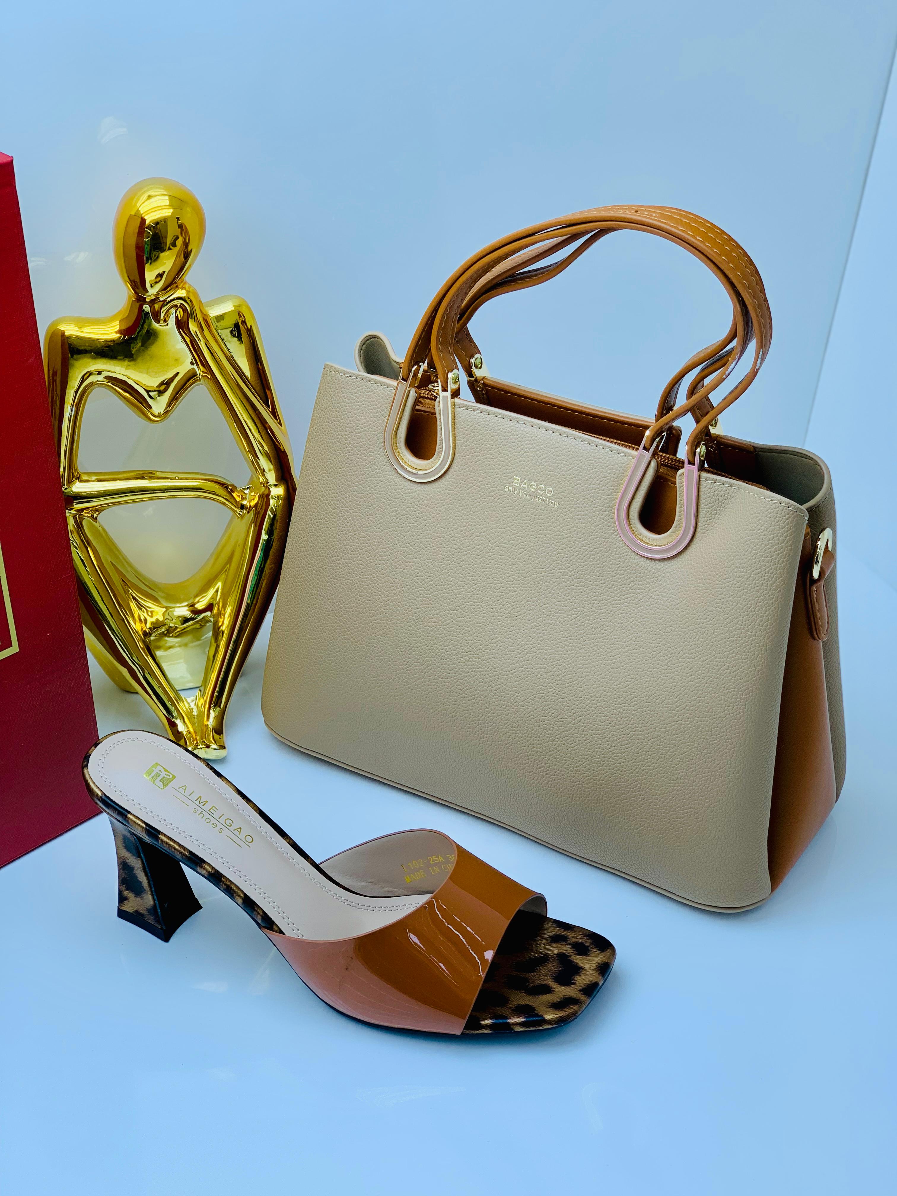 Ensemble sac Beige/Camel + la chaussure motif Léopard